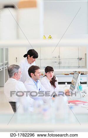 Stock Photograph - Shinthesis Lab, Research Laboratory, R&D+i, Design and synthesis of new chemical entities with therapeutic applications in oncology, Ikerchem, Donostia, San Sebastian, Gipuzkoa, Basque Country, Spain. Fotosearch