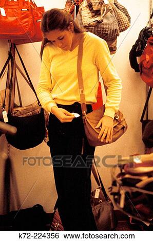 Stock Photograph - Shopping. Fotosearch