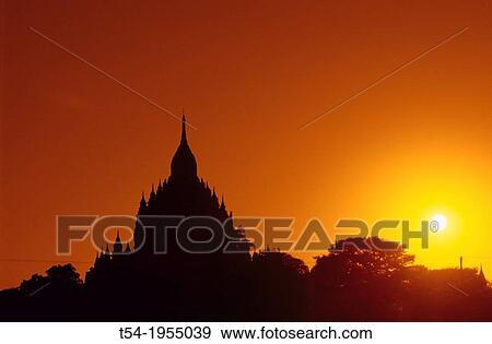 Silhouette of a temple in Bagan during the sunset View Large Photo Image Stock Photo - Silhouette of a temple in Bagan during the sunset. Fotosearch