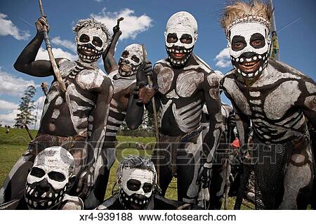 Sing-sing tribal gathering, Mount Hagen, Western Highlands Province, Papua New Guinea View Large Photo Image Stock Photo - Sing-sing tribal gathering, Mount Hagen, Western Highlands Province, Papua New Guinea. Fotosearch