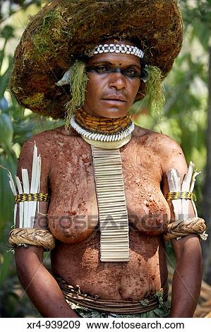 Sing-sing tribal gathering, Paiakona, Mount Hagen, Western Highlands Province, Papua New Guinea View Large Photo Image Stock Photo - Sing-sing tribal gathering, Paiakona, Mount Hagen, Western Highlands Province, Papua New Guinea. Fotosearch