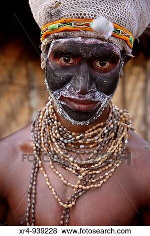 Stock Photo - Sing-sing tribal gathering, Paiakona, Mount Hagen, Western Highlands Province, Papua New Guinea. Fotosearch