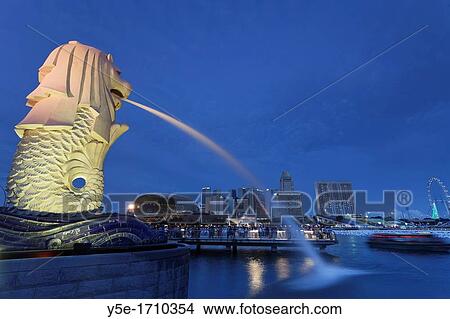 Singapore, Merlion Park, Merlion Fountain View Large Photo Image Picture - Singapore, Merlion Park, Merlion Fountain. Fotosearch