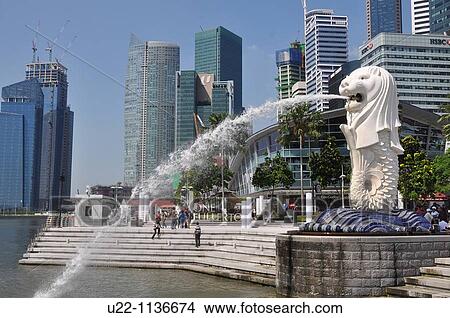 Picture - Singapore: the Merlion statue. Fotosearch