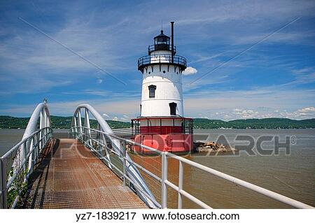 Stock Photo - Sleepy Hollow Lighthouse, Sleepy Hollow, New York, USA. Fotosearch