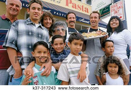 Stock Image - Small pasta business owned by Italo-American family. San Diego. USA. Fotosearch