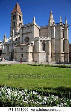 Spain, Castilla Leon, Valladolid, Iglesia de Santa Maria la Antigua church. View Large Photo Image Stock Image - Spain, Castilla Leon, Valladolid, Iglesia de Santa Maria la Antigua church.. Fotosearch