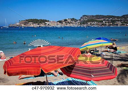Stock Image - Spain, Mallorca, Balearic Island, Port de Soller, Platja Den Repic The village of Puerto de Soller is the only resort along the west coast of Mallorca. Fotosearch