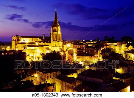St Emilion Dordogne Valley. Bordeaux, Aquitaine, France. View Large Photo Image Stock Image - St Emilion Dordogne Valley. Bordeaux, Aquitaine, France.. Fotosearch