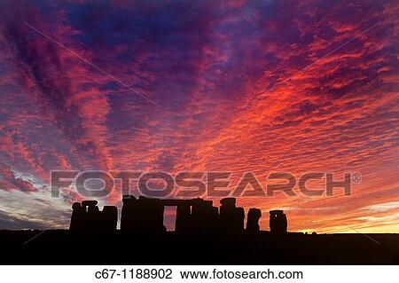 Stock Image - Stonehenge Salisbury Plain Wiltshire. Fotosearch