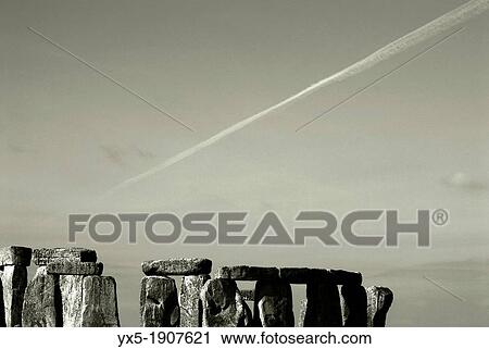 Stonehenge View Large Photo Image Stock Image - Stonehenge. Fotosearch