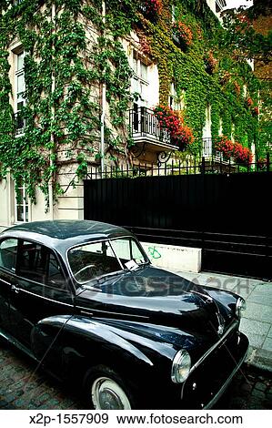 Street scene in Le Marais, Ile de France, Paris, France View Large Photo Image Stock Photo - Street scene in Le Marais, Ile de France, Paris, France. Fotosearch