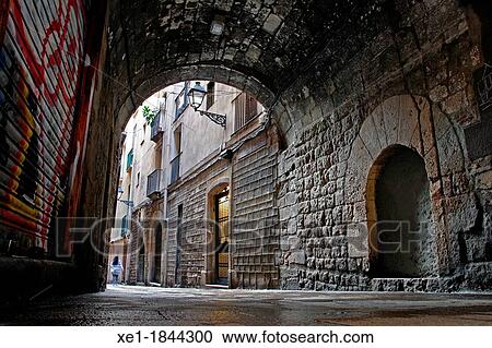 Stock Image - Street Volta del Remei, Jewish Quarter, Barcelona, Catalonia, Spain. Fotosearch