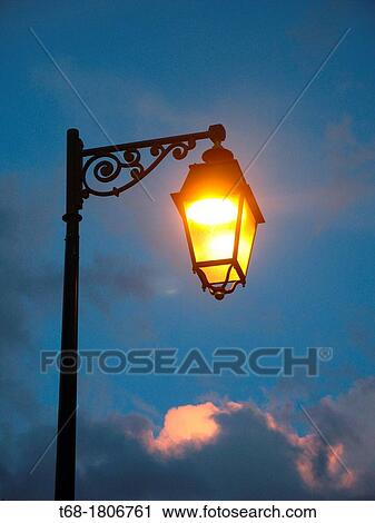 Stock Image - Streetlight.. Fotosearch