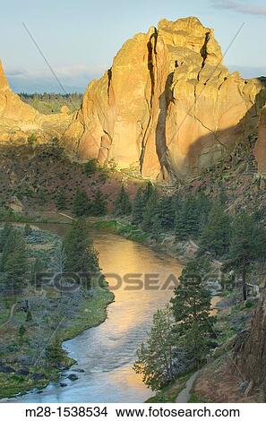 Sunrise at Smith Rock State Park Oregon View Large Photo Image Picture - Sunrise at Smith Rock State Park Oregon. Fotosearch