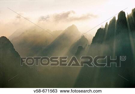 Sunrise on lion's peak, huangshan mountains, anhui, China View Large Photo Image Stock Image - Sunrise on lion's peak, huangshan mountains, anhui, China. Fotosearch