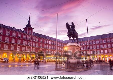 Sunset in Plaza Mayor, Madrid, Spain. View Large Photo Image Stock Image - Sunset in Plaza Mayor, Madrid, Spain.. Fotosearch