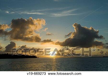 Sunset On Ocean, Maldives View Large Photo Image Stock Image - Sunset On Ocean, Maldives. Fotosearch