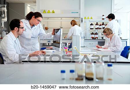 Synthesis lab, research laboratory, IkerChem research lab, design and synthesis of new chemical entities with therapeutic applications in oncology, discovery and development of novel drugs for the treatment of cancer View Large Photo Image Stock Photo - Synthesis lab, research laboratory, IkerChem research lab, design and synthesis of new chemical entities with therapeutic applications in oncology, discovery and development of novel drugs for the treatment of cancer. Fotosearch