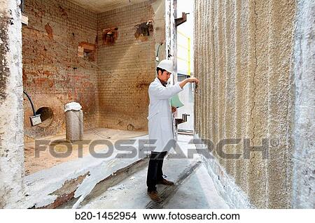 Picture - Taking pictures, fire resistance test, Technology Research Center, Tecnalia Construction, CIDEMCO-Tecnalia Research & Innovation, development of new products and innovative solutions through research and innovation in different fields of activity. Fotosearch