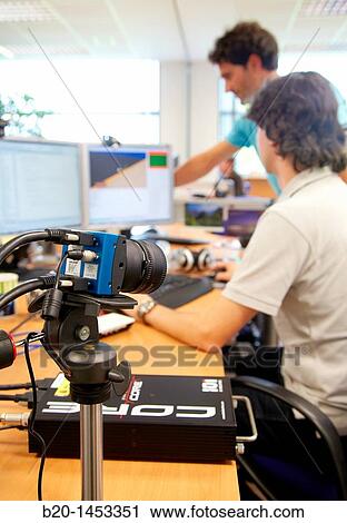 Stock Image - Technology to precisely locate the ball's point of contact in Basque pelota sport, digital TV and multimedia services, Vicomtech-IK4 Visual Interaction and Communication Technologies Centre. Fotosearch