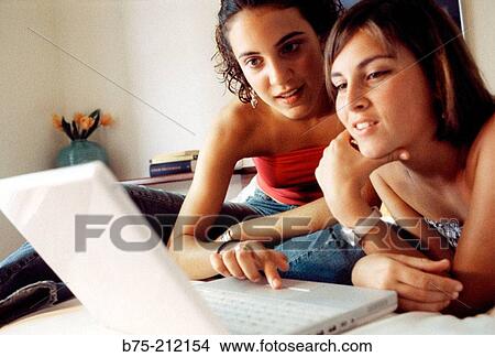 Picture - Teen girls. Fotosearch
