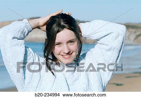 Picture - Teenagers. Fotosearch