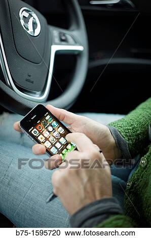 telefono movil, IPHONE 4S, mobile phone View Large Photo Image Stock Image - telefono movil, IPHONE 4S, mobile phone. Fotosearch