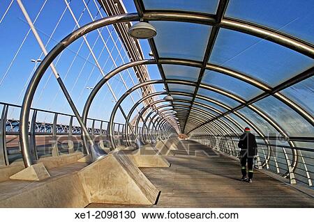 Stock Image - Tercer Milenio Bridge, 2008, Zaragoza, Spain. Fotosearch