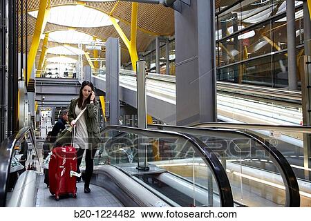 Terminal T4, Aeropuerto de Barajas, Madrid, Spain. View Large Photo Image Stock Image - Terminal T4, Aeropuerto de Barajas, Madrid, Spain.. Fotosearch