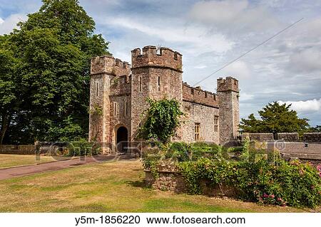 The 14th-century Great Gatehouse, Dunster Castle, Somerset, England, UK, Europe View Large Photo Image Stock Image - The 14th-century Great Gatehouse, Dunster Castle, Somerset, England, UK, Europe. Fotosearch