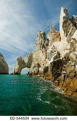 Picture - The Arch at tip of Baja, Cabo San Lucas, Mexico. Fotosearch