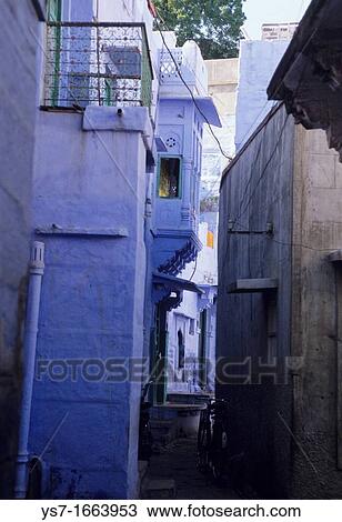 The blue-painted houses around the Mehrangarh Fort, Jodhpur, Rajasthan, India View Large Photo Image Stock Image - The blue-painted houses around the Mehrangarh Fort, Jodhpur, Rajasthan, India. Fotosearch
