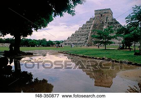 The Castle (Pyramid of Kukulcan). Chich? n ItzB. Mexico View Large Photo Image Stock Photo - The Castle (Pyramid of Kukulcan). Chich? n ItzB. Mexico. Fotosearch