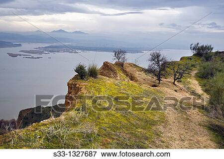 The Castrej? n reservoir in Toledo Castilla la Mancha Spain View Large Photo Image Stock Photo - The Castrej? n reservoir in Toledo Castilla la Mancha Spain. Fotosearch