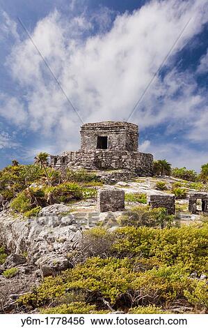 Stock Photograph - The Mayan ruins of Tulum and caribbean seashore, Tulum, Yucatan Peninsula, Quintana Roo, Mexico. Fotosearch