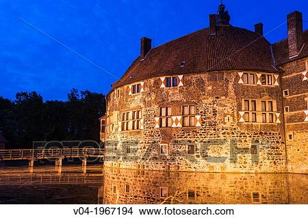 The moated castle of Vischering at night, Luedinghausen, North Rhine-Westphalia, Germany, Europe View Large Photo Image Picture - The moated castle of Vischering at night, Luedinghausen, North Rhine-Westphalia, Germany, Europe. Fotosearch