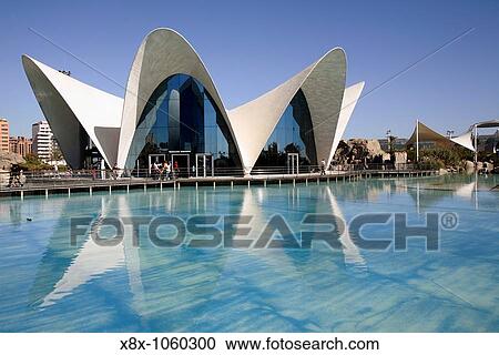 Stock Image - The Oceanographic at the City of Arts and Sciences, Valencia, Spain. Fotosearch