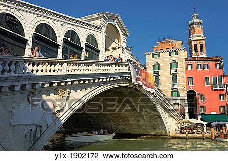 Stock Image - The Rialto Bridge, Venice Italy. Fotosearch