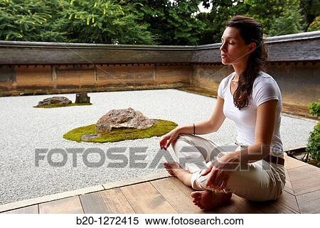 The Rock Garden, Ryoanji Temple, Kyoto, Japan. View Large Photo Image Stock Photography - The Rock Garden, Ryoanji Temple, Kyoto, Japan.. Fotosearch
