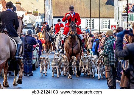 Stock Image - The Southdown and Eridge Hunt's Boxing Day Meeting, Lewes, Sussex, England.. Fotosearch