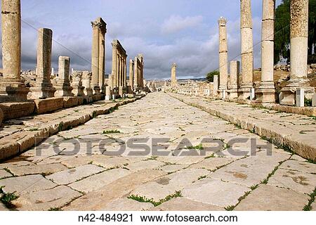 The Street of Columns, Main Street, Jerash, Jordan View Large Photo Image Stock Image - The Street of Columns, Main Street, Jerash, Jordan. Fotosearch