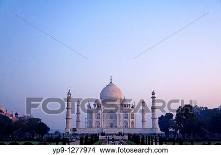 Picture - The Taj Mahal, Agra, Uttar Pradesh, India. Fotosearch