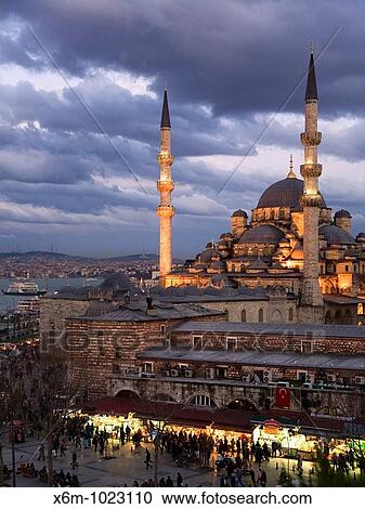 Stock Image - The Yeni Mosque, New Mosque or Mosque of the Valide Sultan Turkish: Yeni Camii Istanbul Turkey. Fotosearch