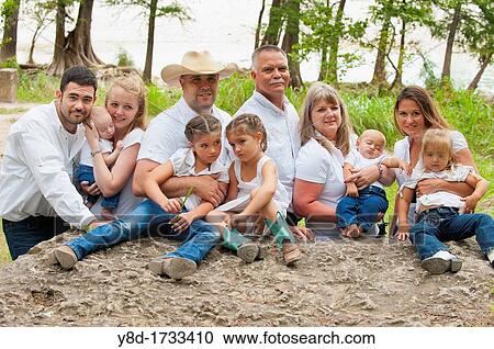 Three generations family portrait, eleven people from babies to grandparents View Large Photo Image Stock Image - Three generations family portrait, eleven people from babies to grandparents. Fotosearch