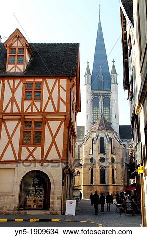 Picture - Tonw of France, Burgundy, cote d? or, Dijon, old houses, ambiance, back of church Notre-Dame. Fotosearch