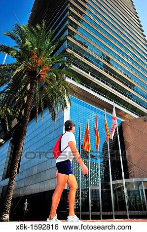 Stock Photograph - Torre Mapfre Iigo Ortiz y Enrique de Le? n Pla? a dels Voluntaris Ol? mpics, Barcelona, Catalunya, Espaa.. Fotosearch