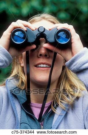 Picture - TOURIST BIRDWATCHING, MONTEVERDE CLOUD FOREST, COSTA RICA. S041441. Fotosearch