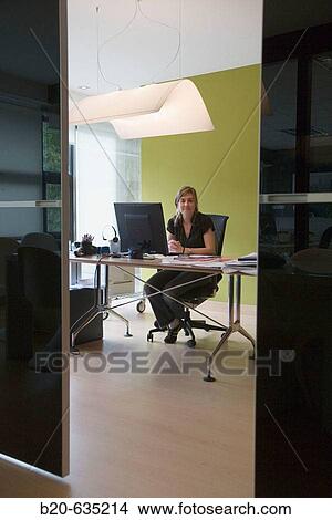 Picture - Trade office. Talleres MYL. Spindle manufacturing and repairing. Mendaro. Gipuzkoa, Euskadi, Spain. Fotosearch
