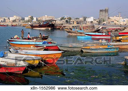 Stock Photograph - Traditional Persian Gulf bandari ships, Bushehr, province Bushehr, Iran. Fotosearch